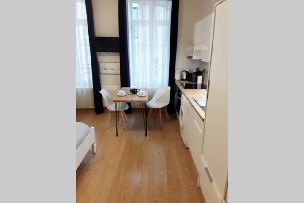 Ferienwohnung Studio Cosy Idealement Situe Et Bien Equipe Boulogne-sur-Mer Exterior foto